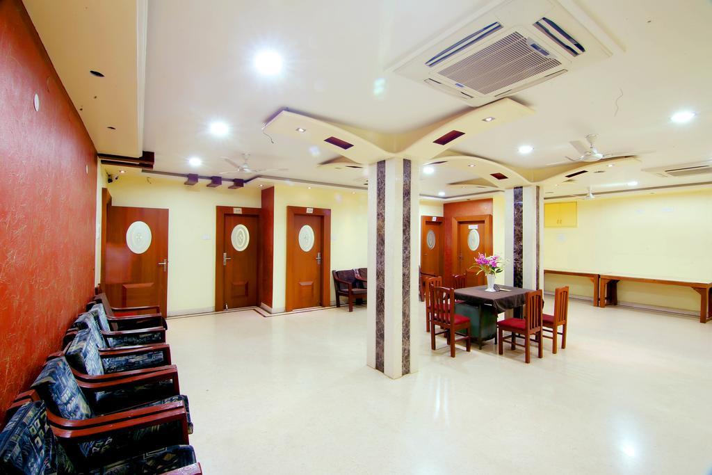 Hotel Kusum Bhilai Luaran gambar